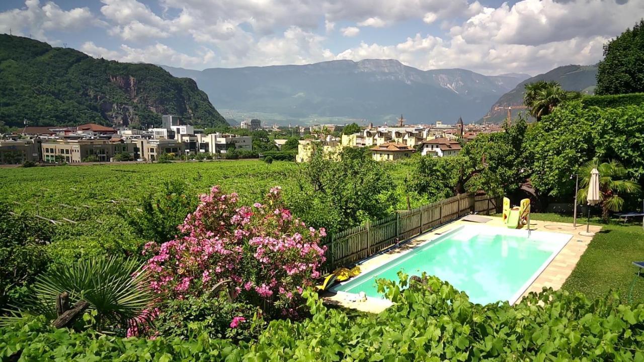 Villa Weingut Zundlhof Bozen Exterior foto